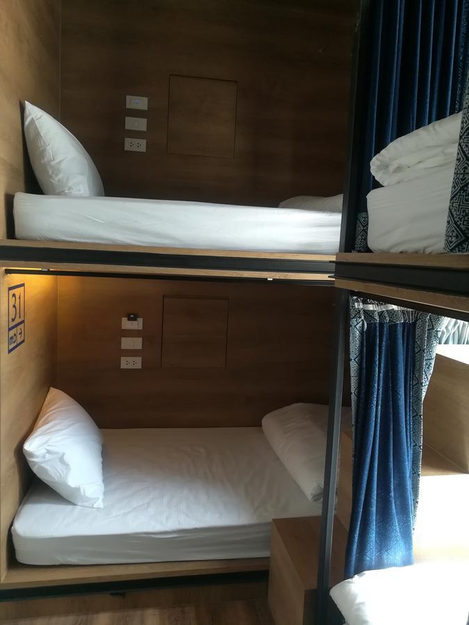 Natee Hostel Бангкок Экстерьер фото