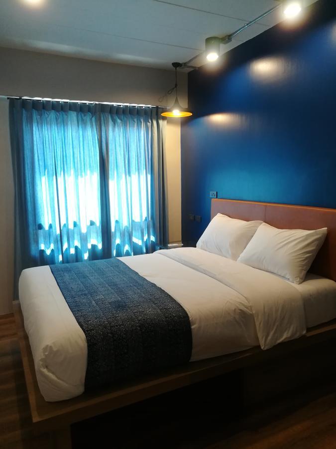 Natee Hostel Бангкок Экстерьер фото