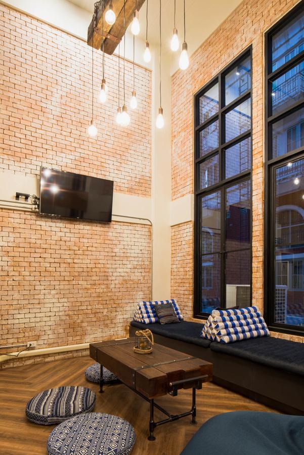 Natee Hostel Бангкок Экстерьер фото